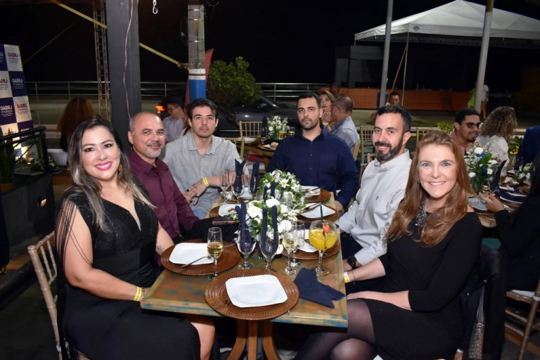 Festa da 15ª Subseção OABRJ: Uma Noite de Brilho e União