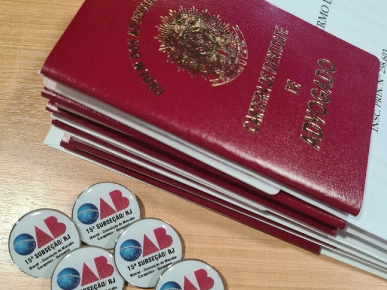 VI SOLENIDADE DE JURAMENTO E ENTREGA DE CARTEIRA AOS NOVOS INSCRITOS DA 15ª SUBSEÇÃO OABRJ DE 2024