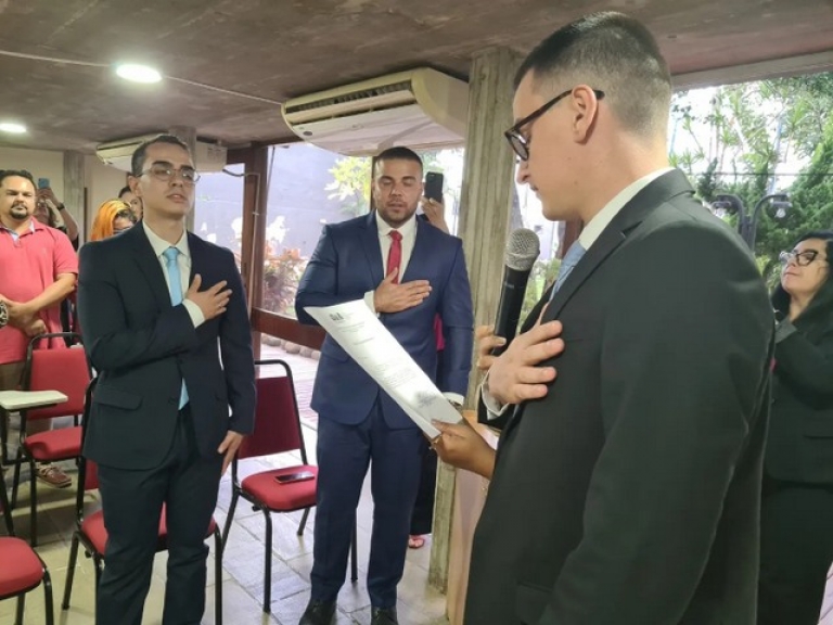 VI SOLENIDADE DE JURAMENTO E ENTREGA DE CARTEIRA AOS NOVOS INSCRITOS DA 15ª SUBSEÇÃO OABRJ DE 2024