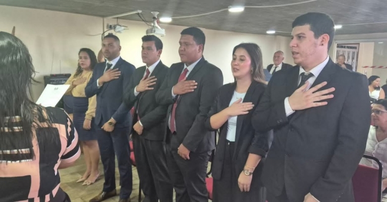 XIV SOLENIDADE DE JURAMENTO E ENTREGA DE CARTEIRA AOS NOVOS INSCRITOS DA 15ª SUBSEÇÃO OABRJ DE 2024