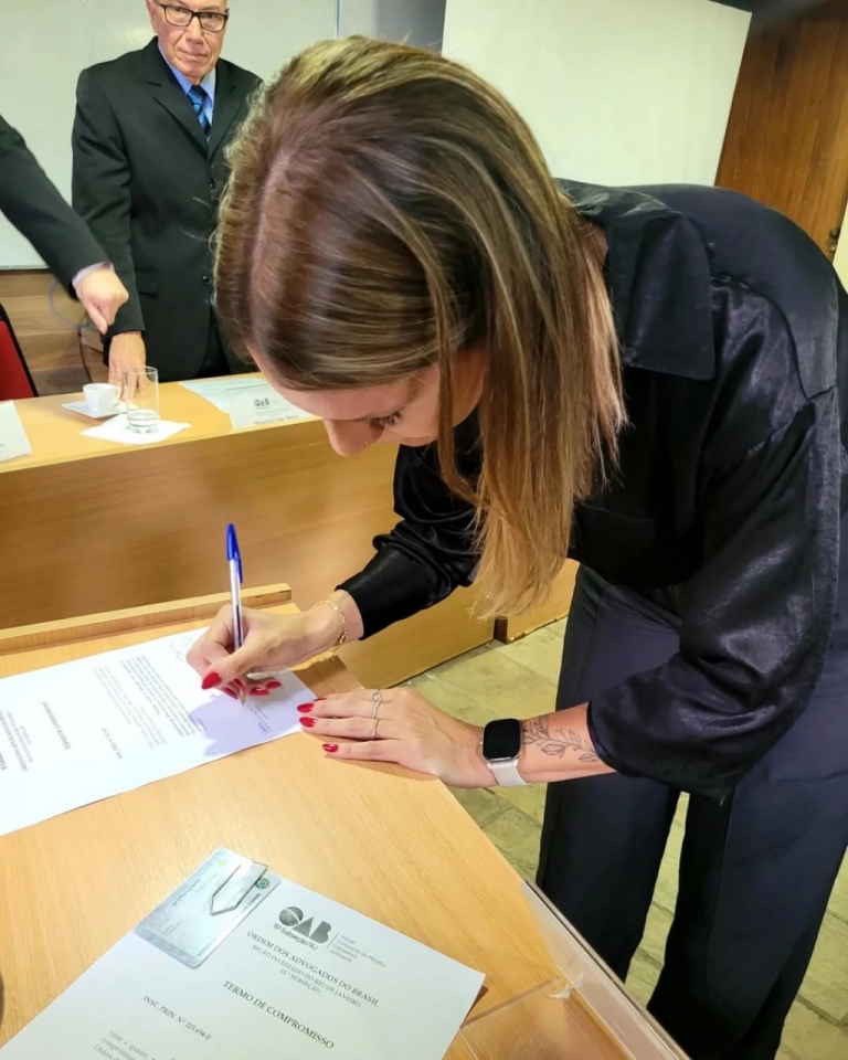 XIV SOLENIDADE DE JURAMENTO E ENTREGA DE CARTEIRA AOS NOVOS INSCRITOS DA 15ª SUBSEÇÃO OABRJ DE 2024