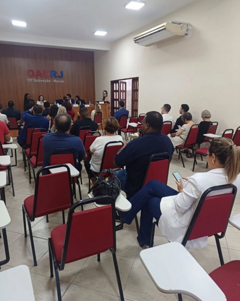 III SOLENIDADE DE JURAMENTO E ENTREGA DE CARTEIRA AOS NOVOS INSCRITOS DA 15ª SUBSEÇÃO OABRJ DE 2025